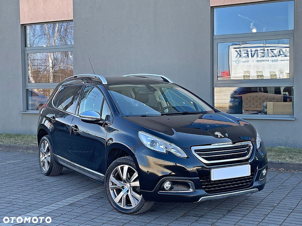 Peugeot 2008 PureTech 130 GPF Black Edition - 1