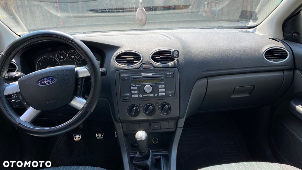 Ford Focus 1.6 Ambiente - 7