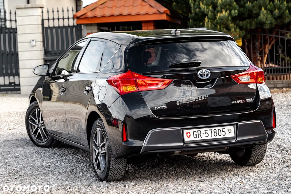 Toyota Auris - 13