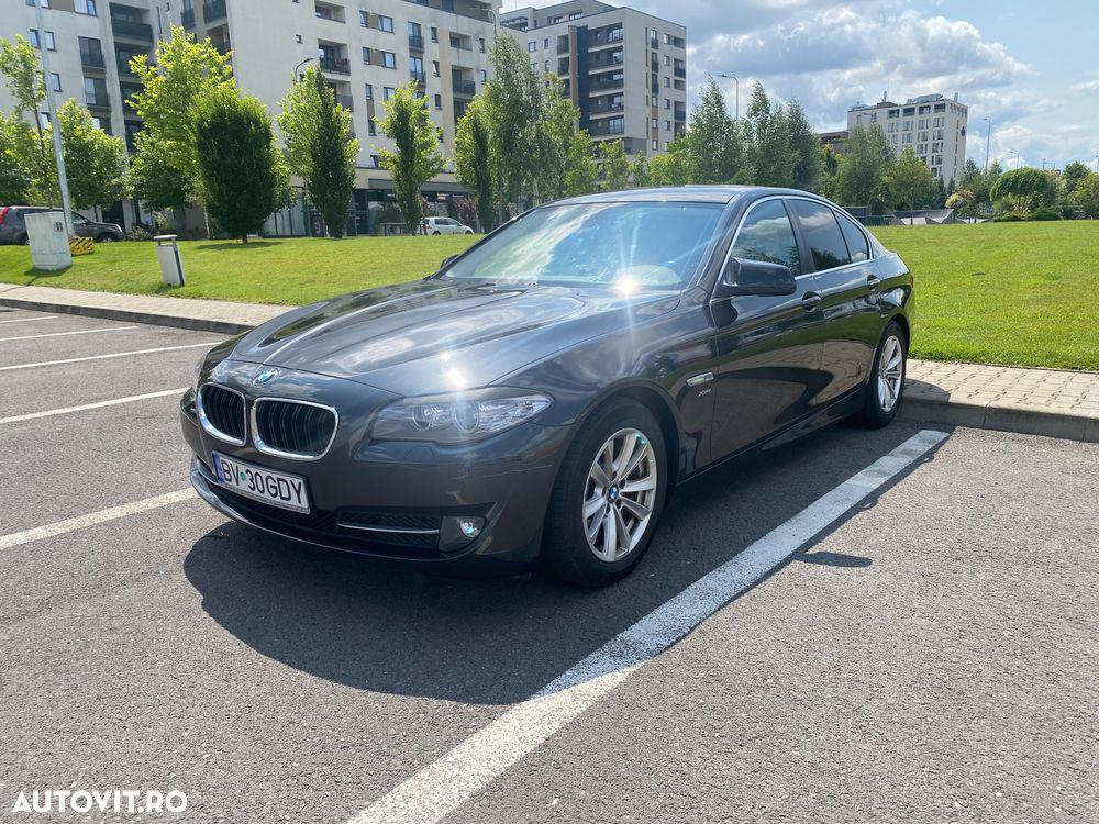 BMW Seria 5 528i xDrive - 1