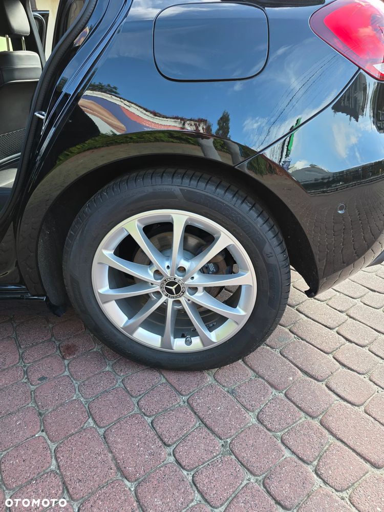 Mercedes-Benz A-Class 2020 photo 4