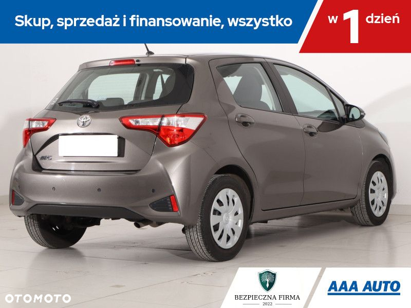 Toyota Yaris - 6