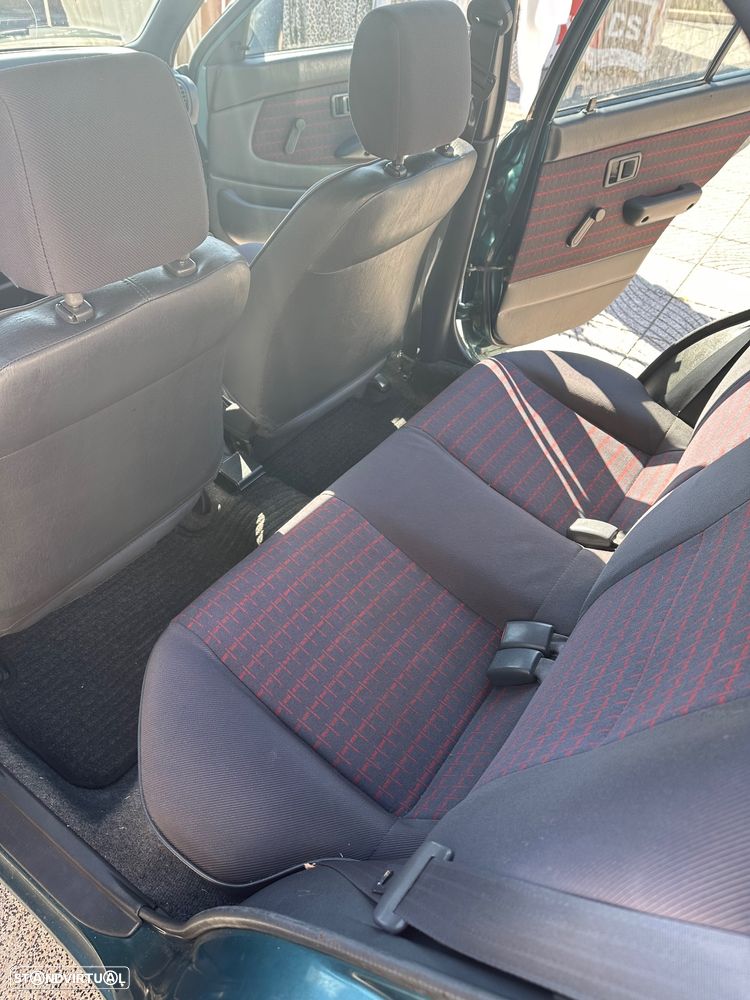 Toyota Starlet 1.0 - 10