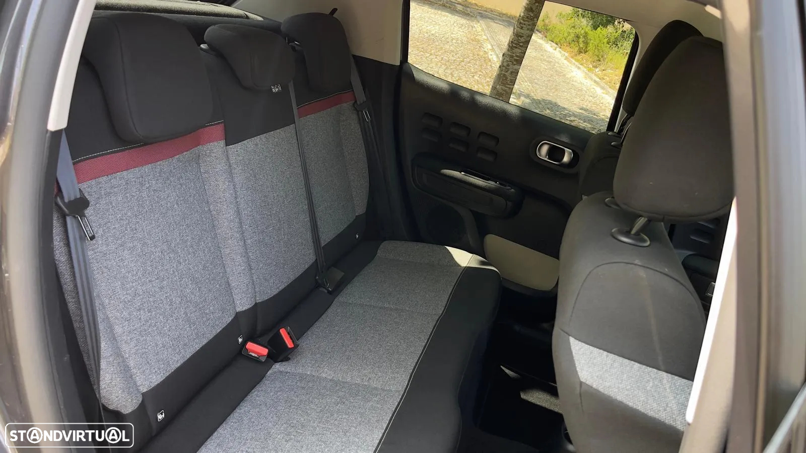 Citroën C3 1.2 PureTech C-Series - 11