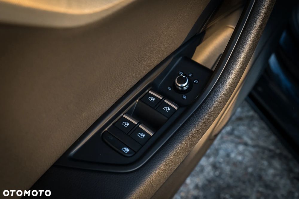 Audi A4 Limousine 2.0 TFSI Sport S tronic - 22