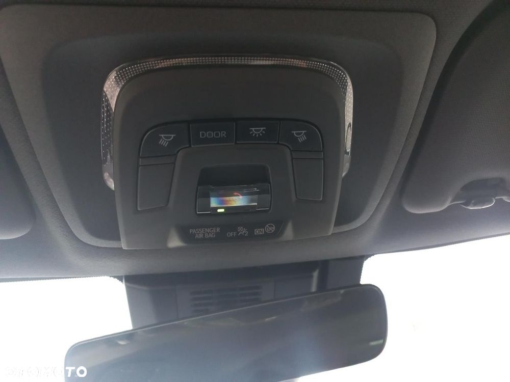 Toyota Corolla 1.8 Hybrid Comfort - 27