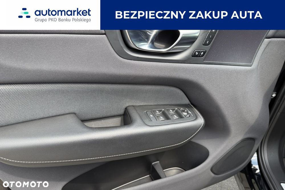 Volvo XC 60 B4 B Plus Dark - 10