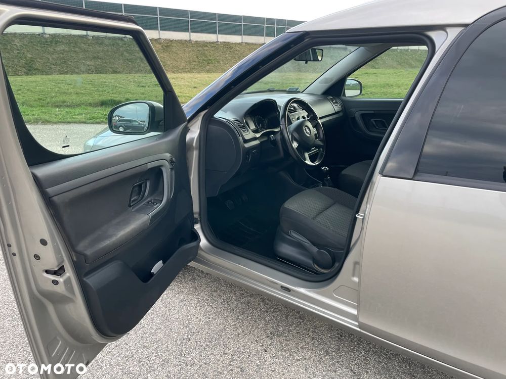 Skoda Roomster 1.4 16V Ambition - 7