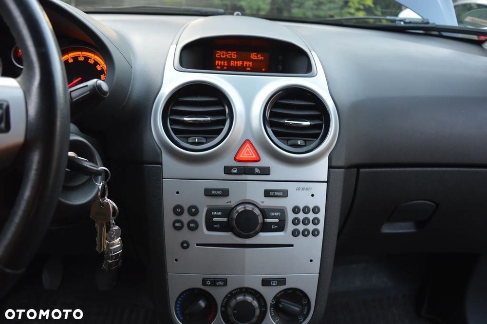 Opel Corsa - 11