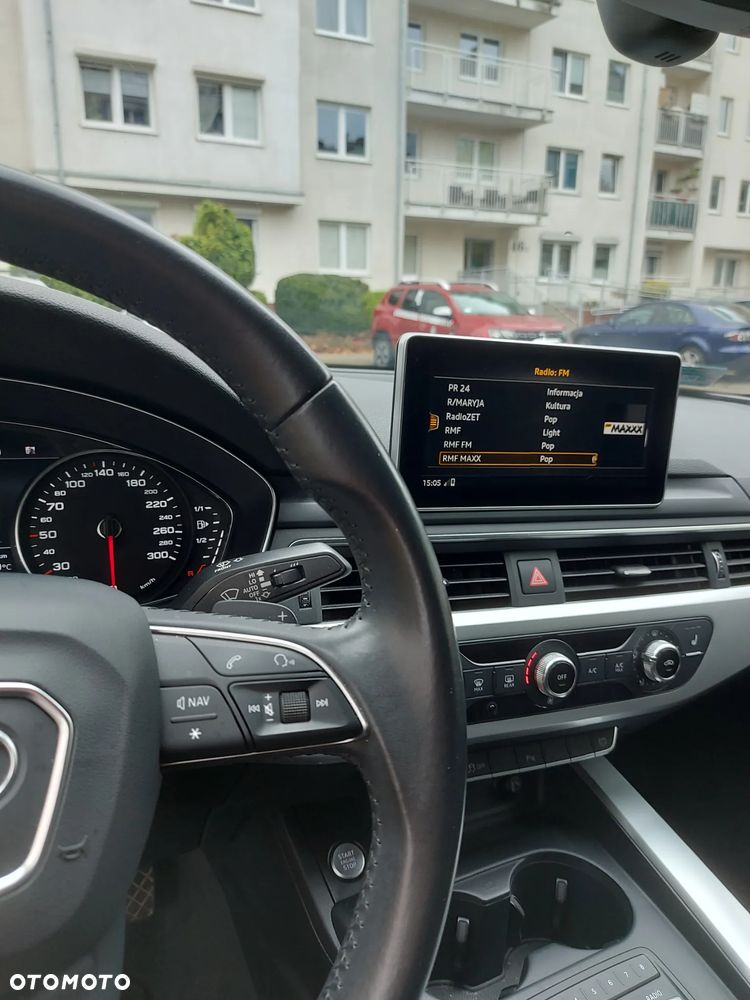 Audi A4 Limousine - 16