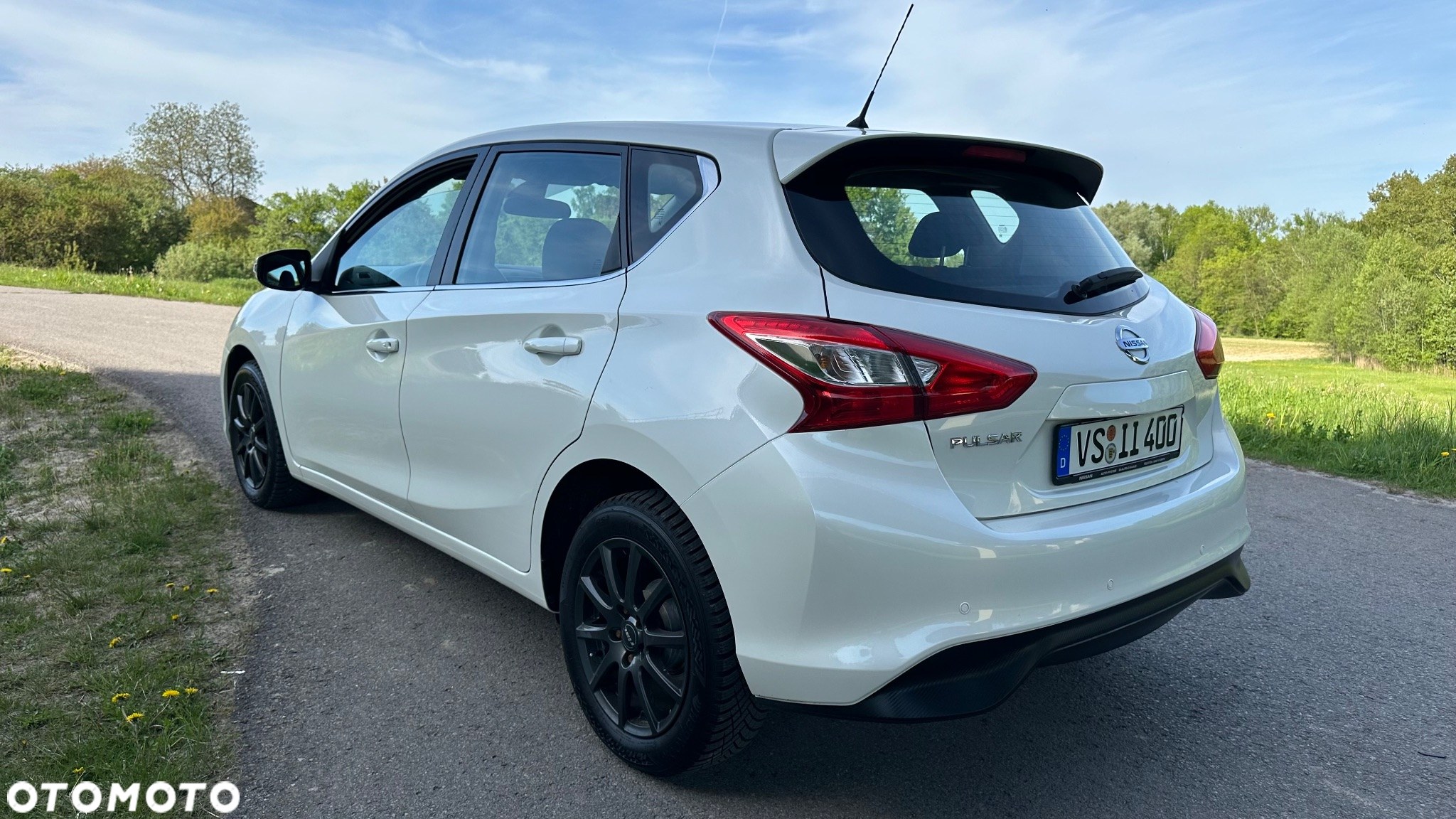 Nissan Pulsar 1.2 DIG-T Acenta EU6 - 10