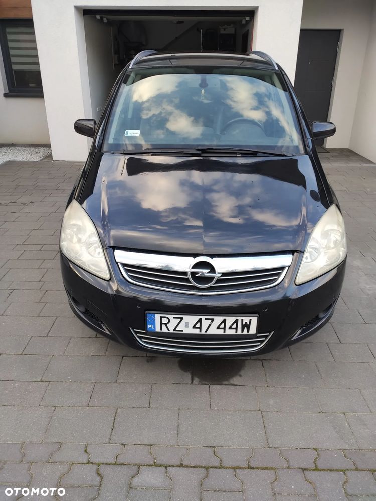 Opel Zafira 1.9 CDTI Cosmo - 3