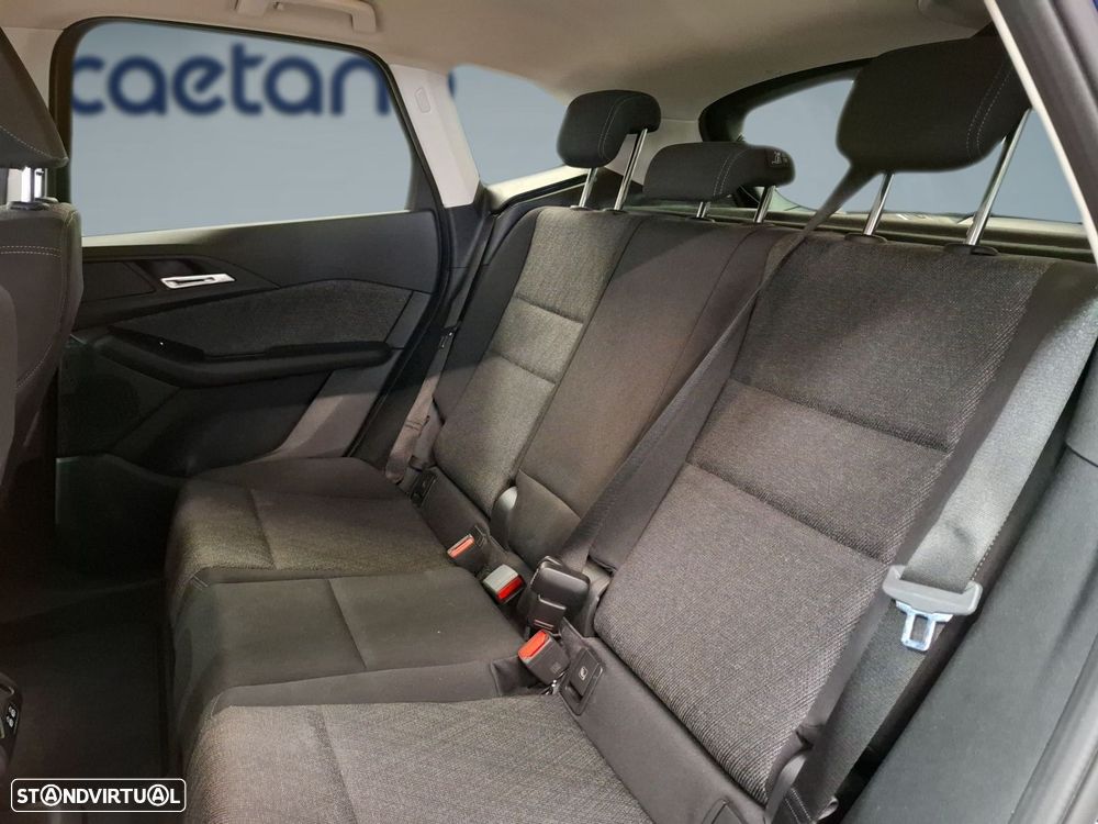BMW 225 e xDrive Edição Optimized — fotografia 14