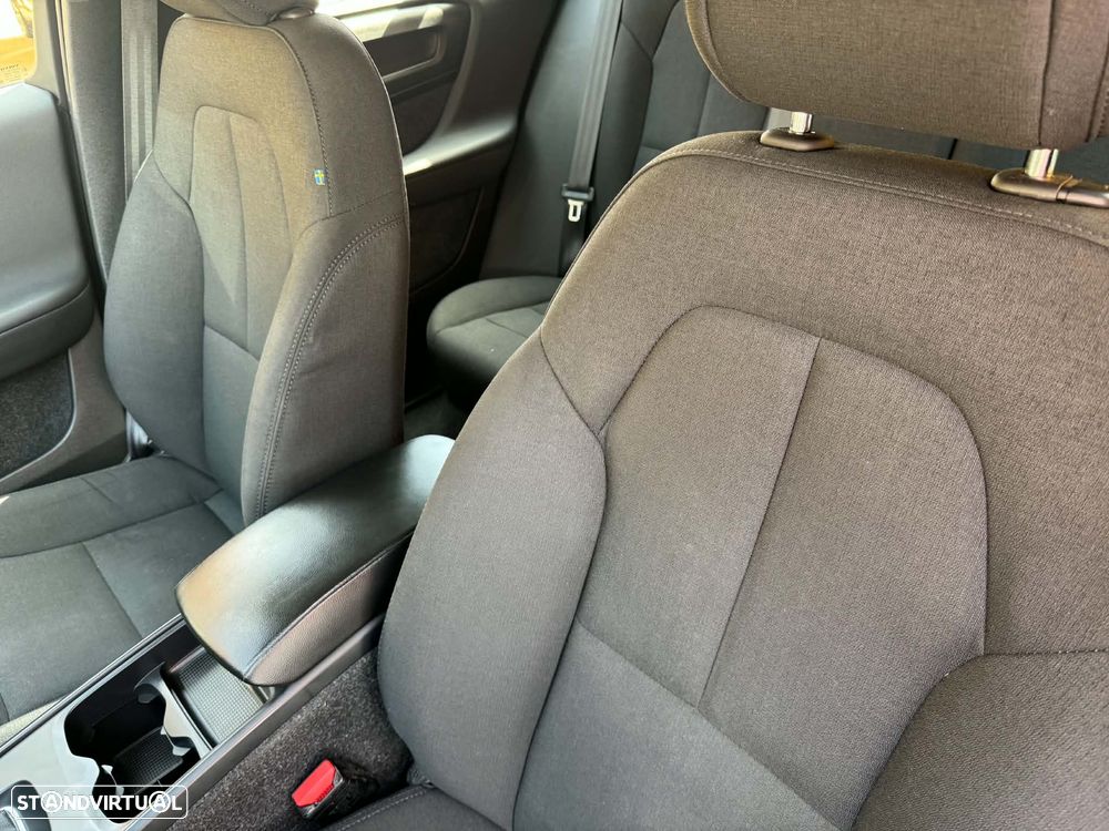 Volvo XC 40 1.5 T2 Essential - 10
