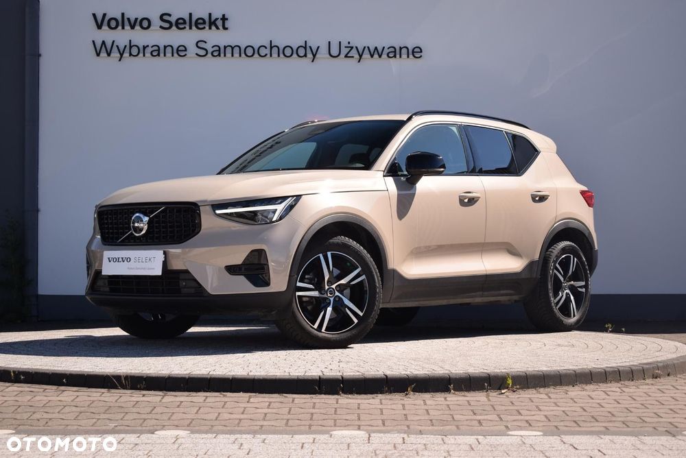 Volvo XC 40 - 1