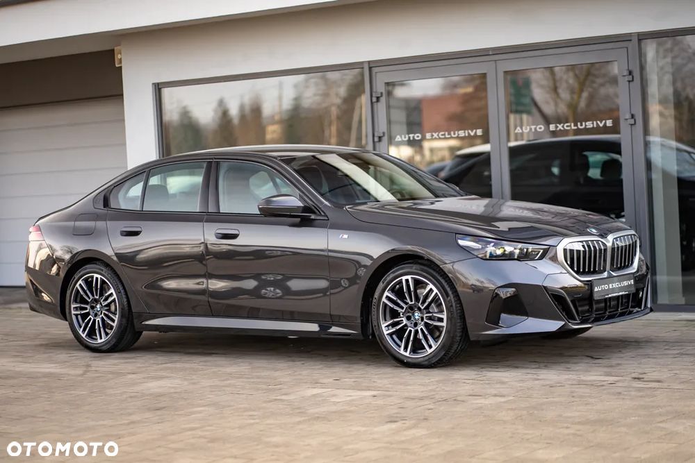 BMW Seria 5 - 12