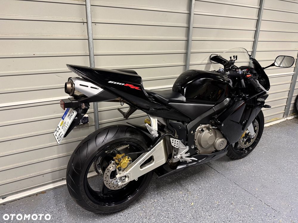 Honda CBR - 3