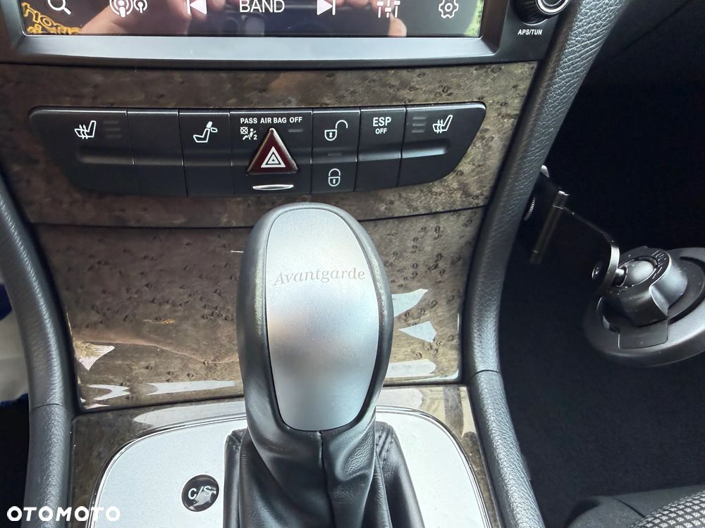 Mercedes-Benz Klasa E 200 Kompressor Automatik Avantgarde - 25