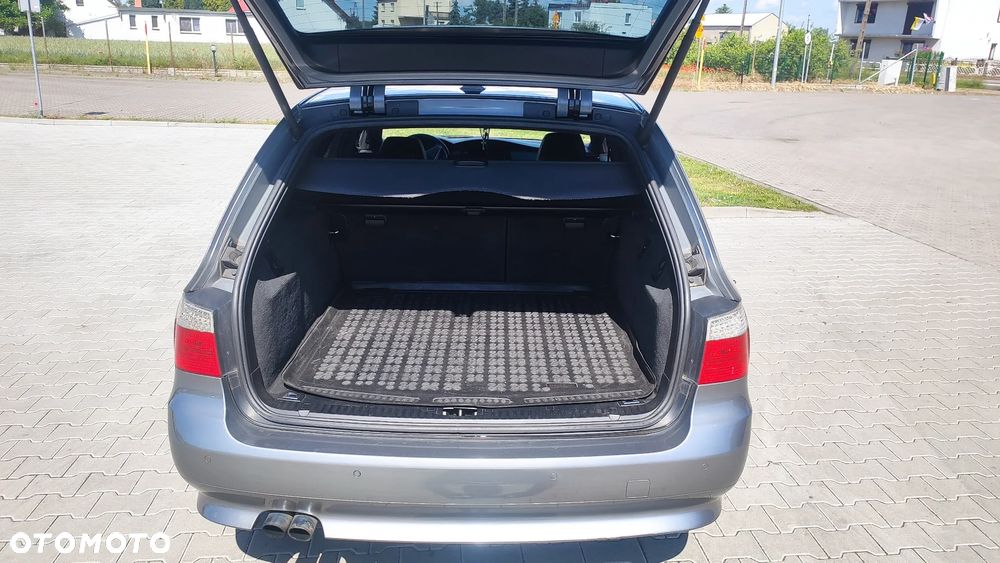 BMW Seria 5 530d - 14
