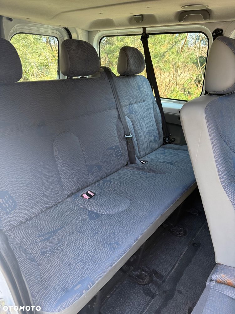 Renault Trafic - 14