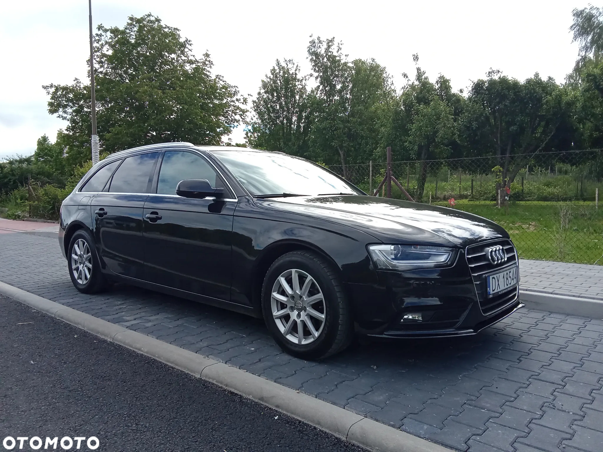 Audi A4 Avant 2.0 TDI DPF S line Sportpaket - 6