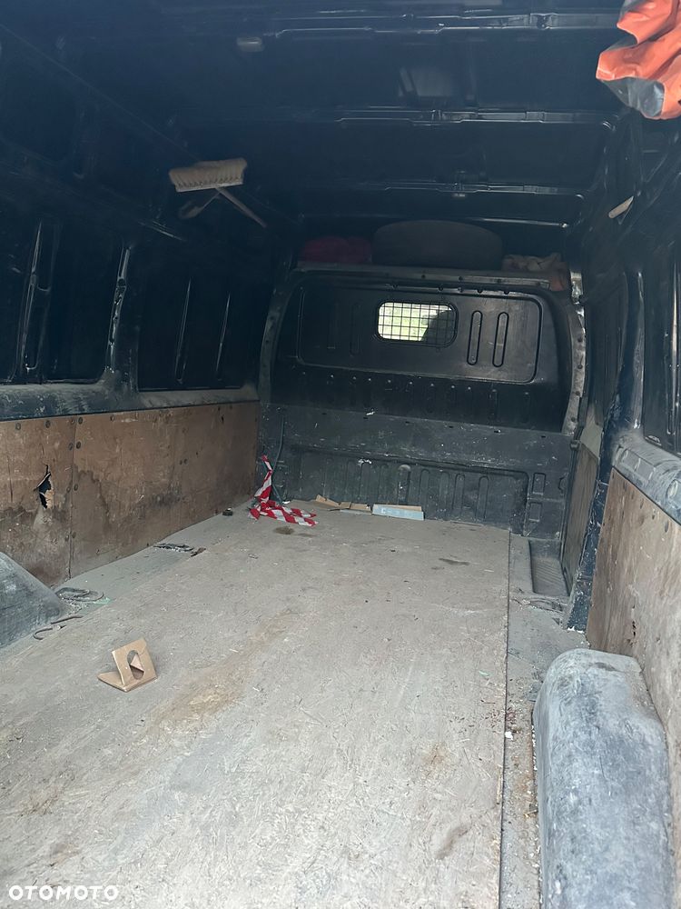 Ford Transit - 10