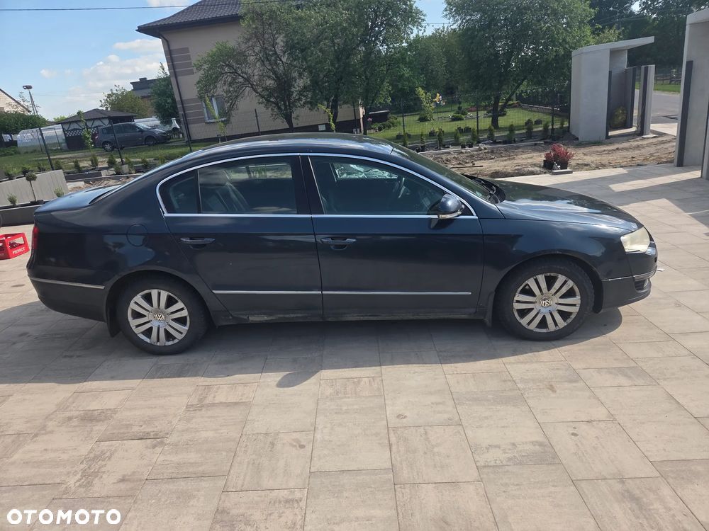 Volkswagen Passat 2.0 TDI Highline DSG - 6