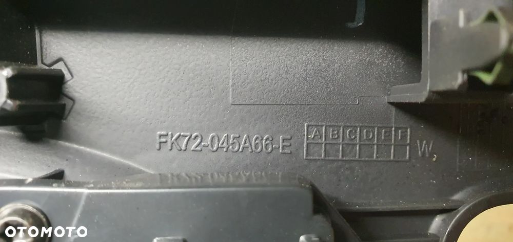 Osłona tunelu środkowego wybieraka Land Rover Discovery Sport L550 FK72-045K08-A FK72-045A66-E - 9