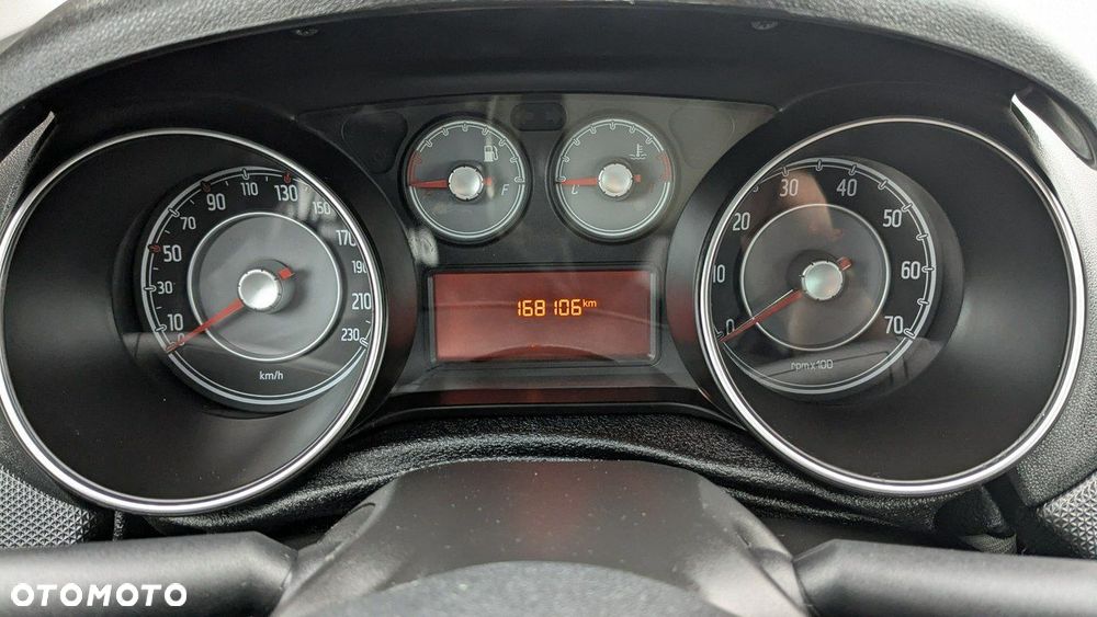 Fiat Punto Evo - 21