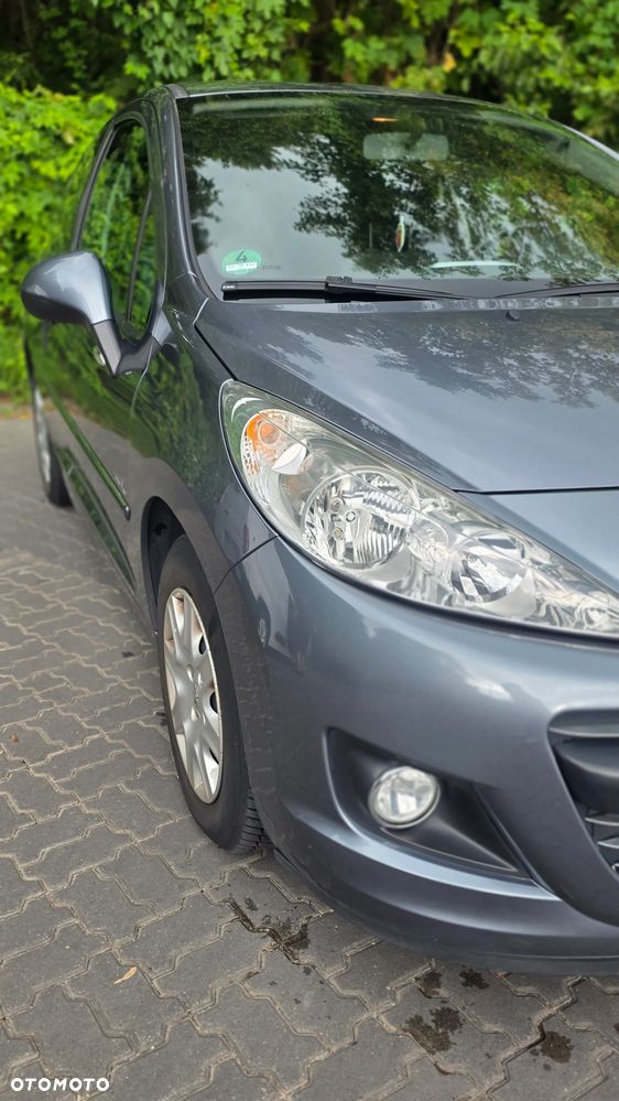 Peugeot 207 75 Urban Move - 13