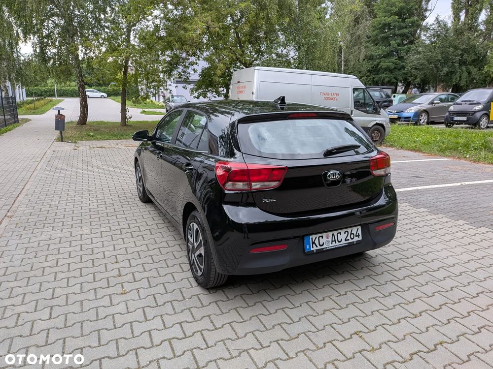 Kia Rio 1.2 Business Line - 15