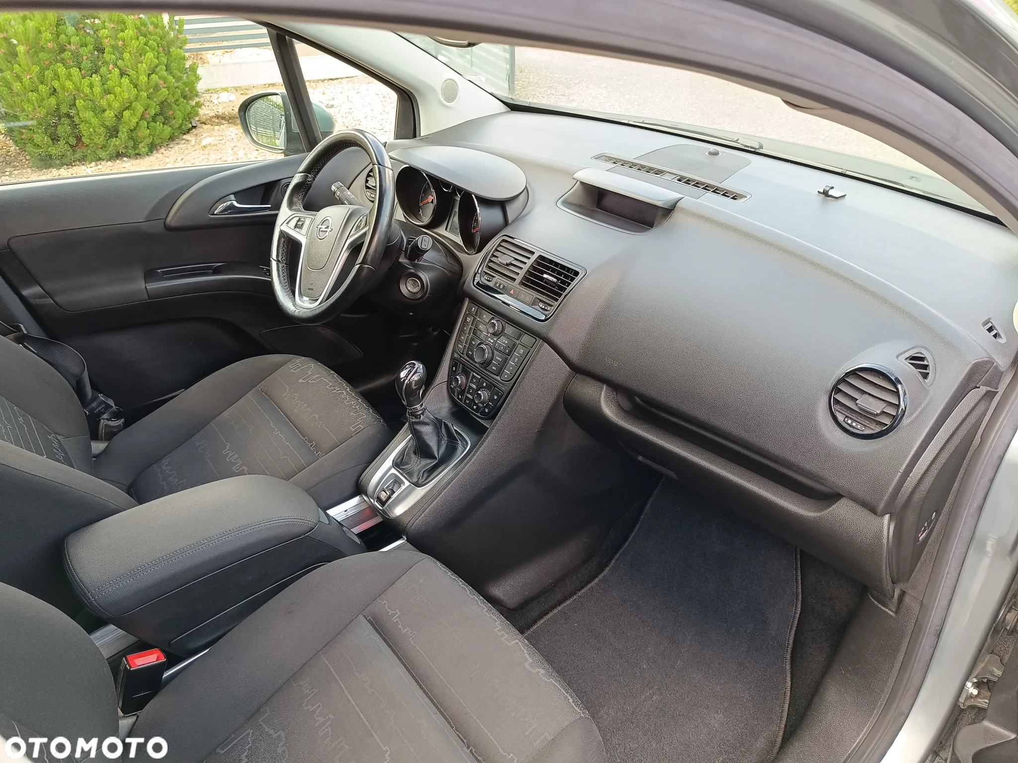 Opel Meriva 1.4 Design Edition - 11