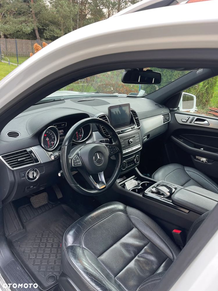 Mercedes-Benz GLE 350 d 4-Matic - 7