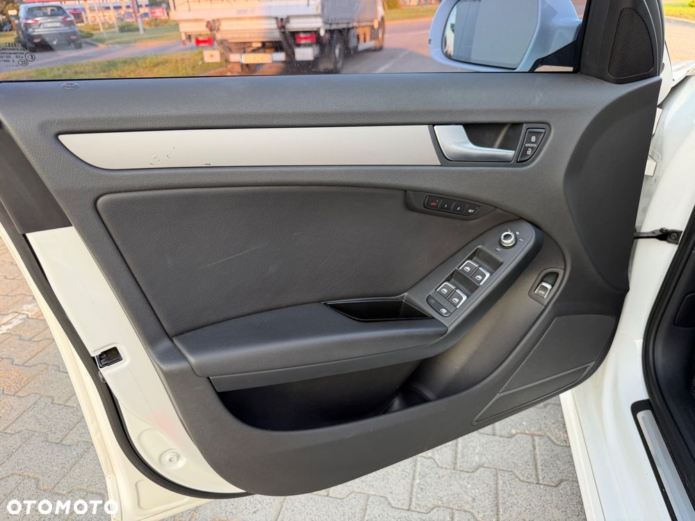 Audi A4 Limousine 2.0 TDI clean diesel Quattro S tronic - 13