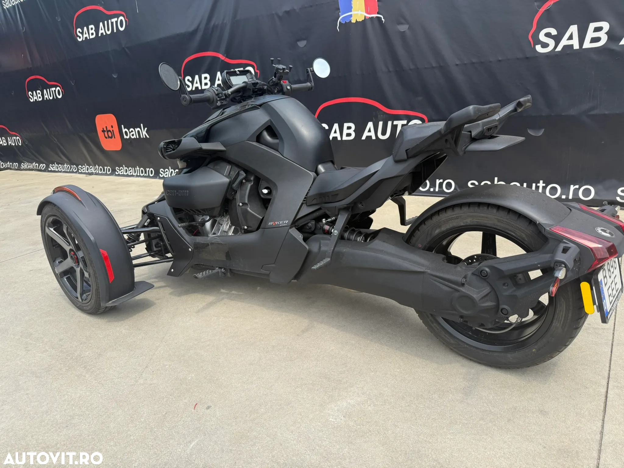 Can-Am Ryker 900 - 6