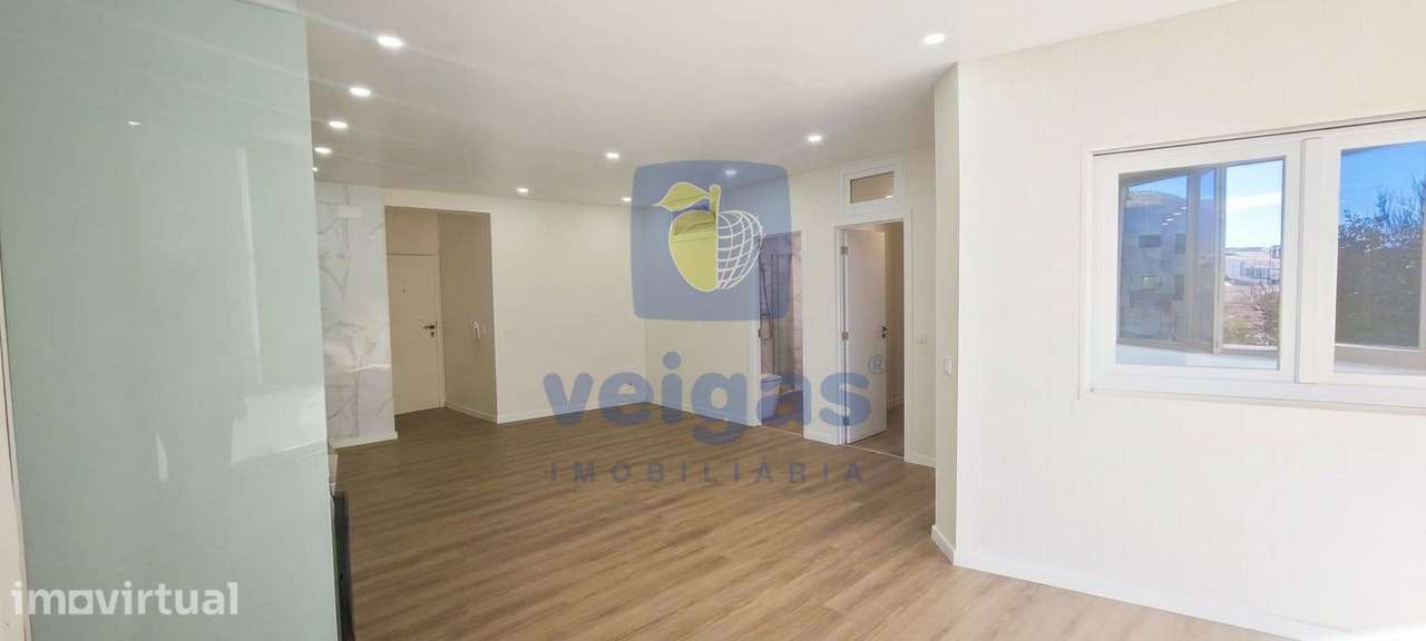 Apartamento renovado em Vila do Conde - Grande imagem: 2/25