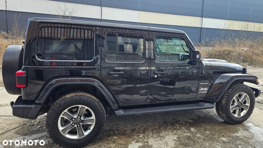 Jeep Wrangler Unlimited GME 2.0 Turbo Sahara - 3