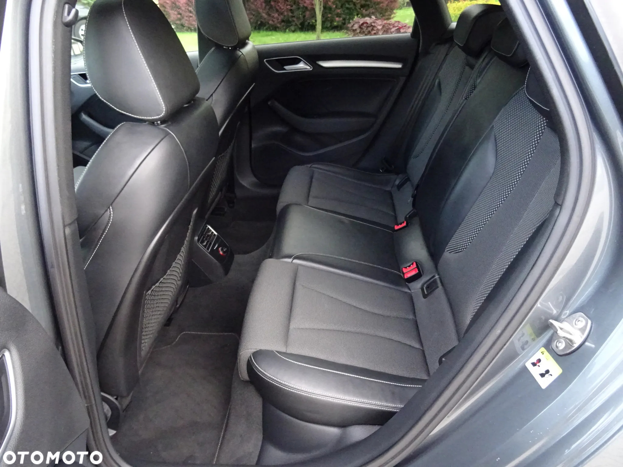 Audi A3 2.0 TDI Sportback (clean diesel) quattro S tronic S line Sportpaket - 10