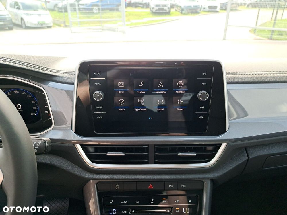 Volkswagen T-Roc 1.5 TSI Style DSG - 28