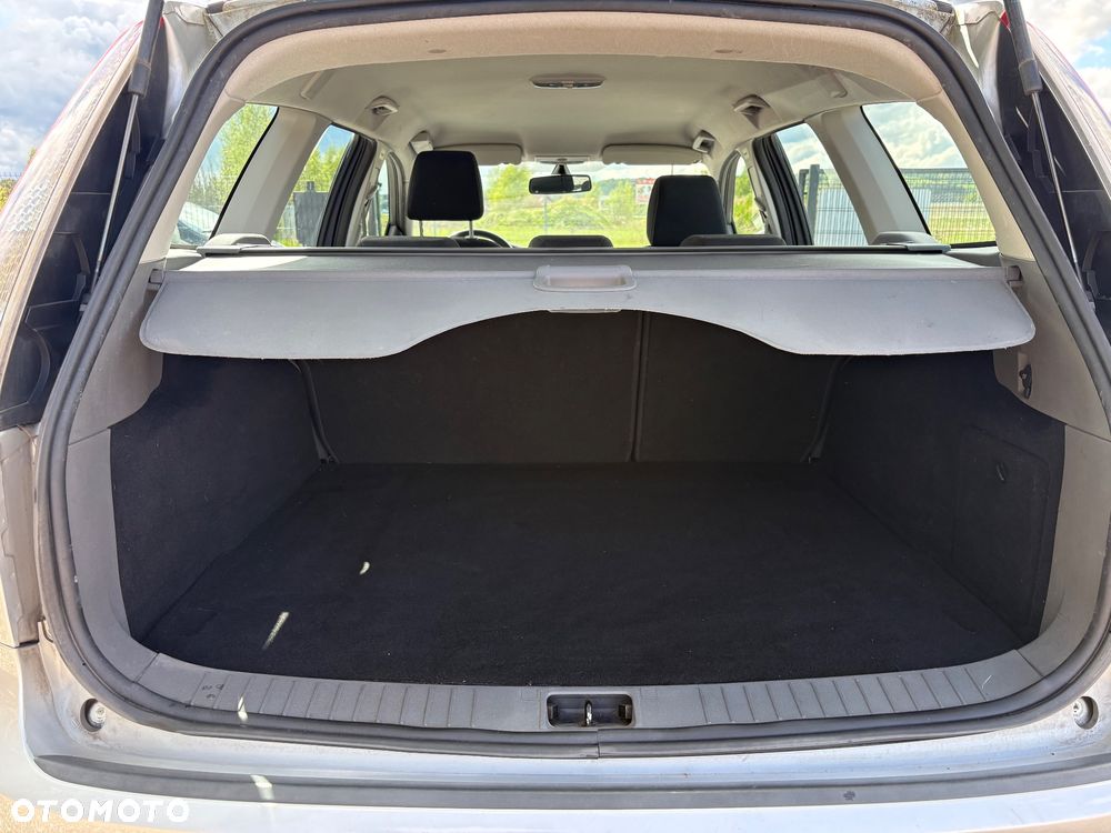 Ford Focus 1.6 16V Style+ - 28