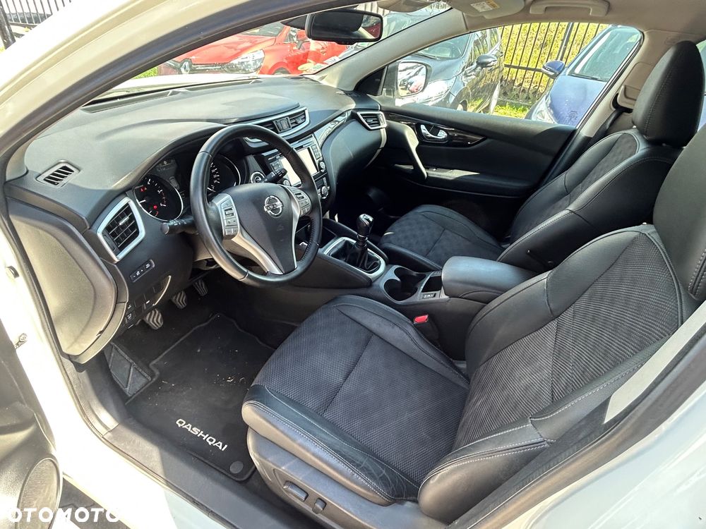 Nissan Qashqai 1.6 dCi Tekna S&S - 13