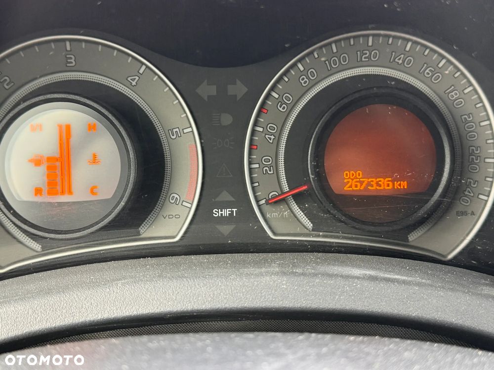 Toyota Auris 1.4 D-4D Luna - 13