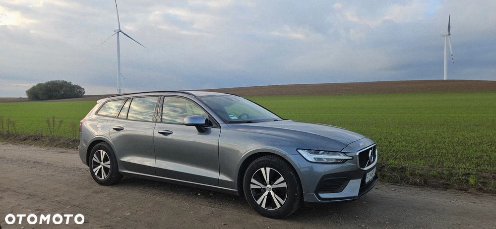 Volvo V60 D3 Momentum - 1