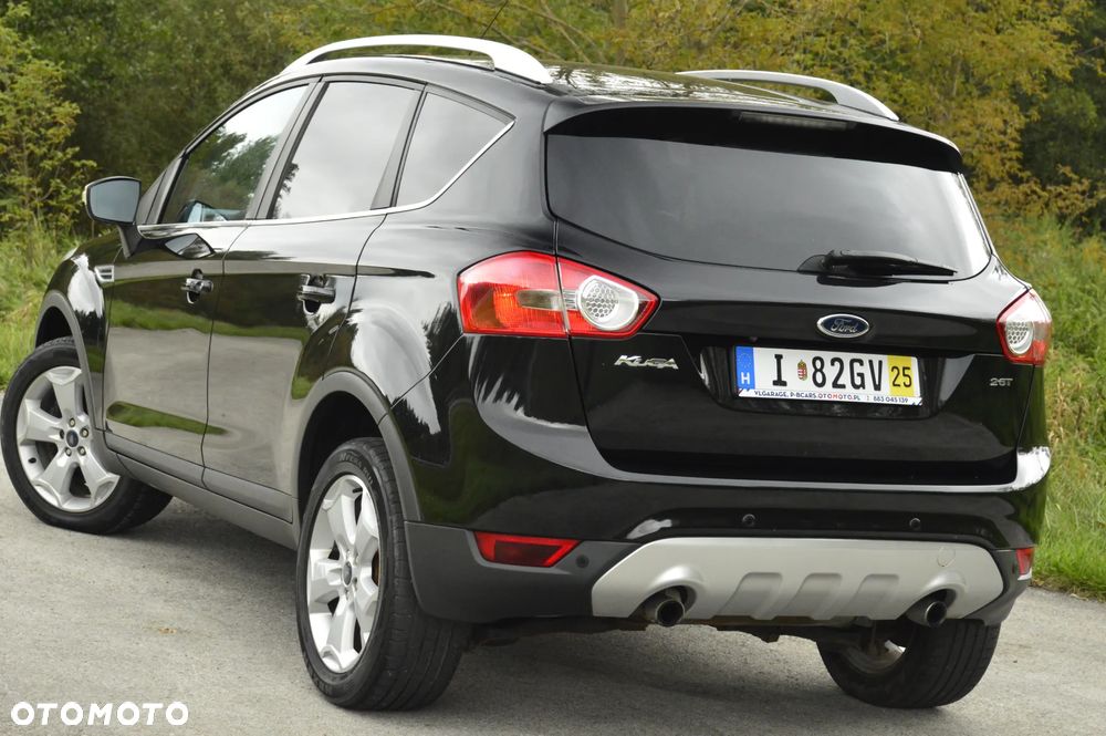 Ford Kuga 2.5 4x4 Titanium - 10