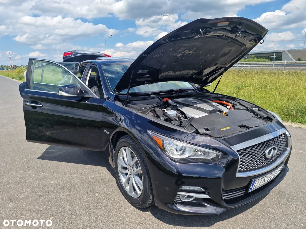 Infiniti Q50 AWD - 41