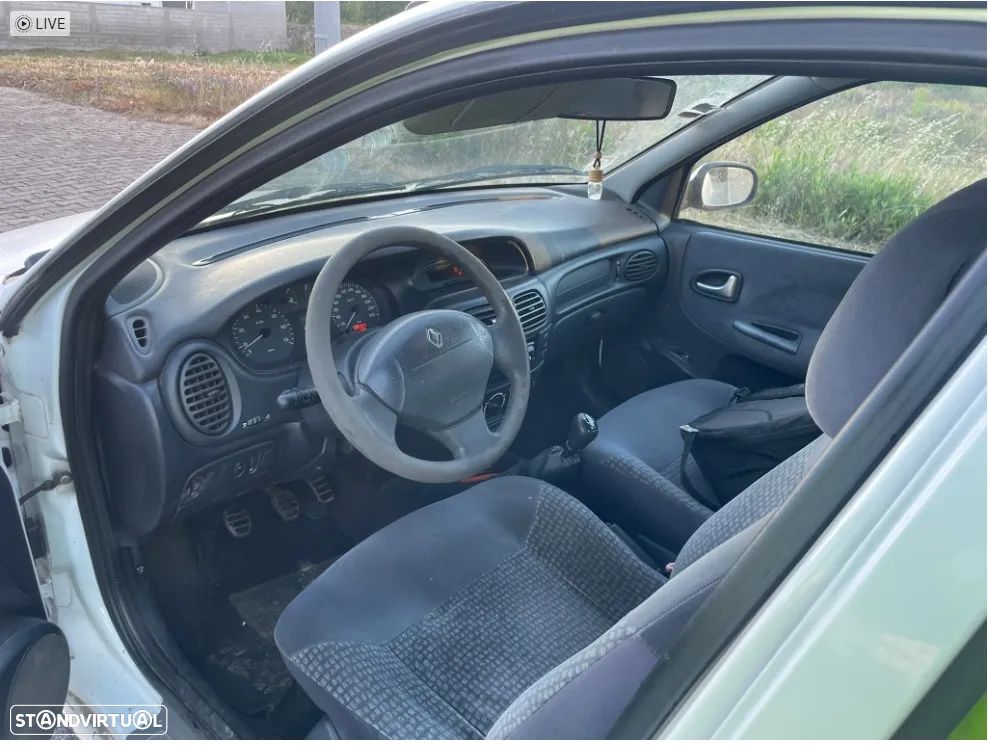Renault Mégane 1.9 dCi Authentique - 5