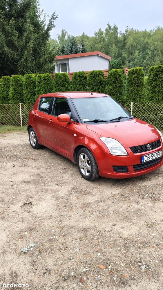 Suzuki Swift - 3
