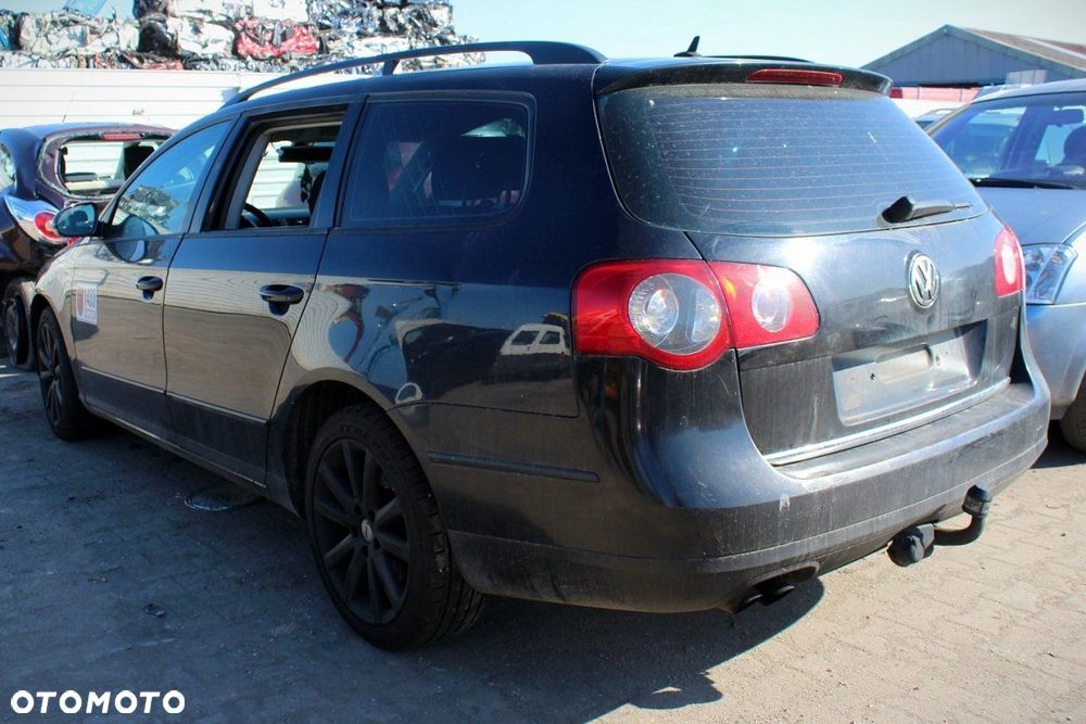VW Passat B6 2006 2.0TDI BMP Kombi (MASKA, ZDERZAK, LAMPA, BŁOTNIK, DRZWI, SZYBA, FOTEL) - 4