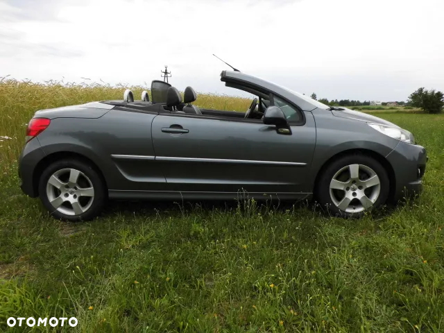 Peugeot 207 CC - 5