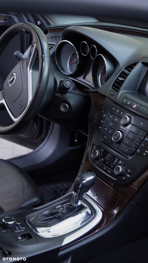 Opel Insignia 2.0 CDTI Cosmo - 9